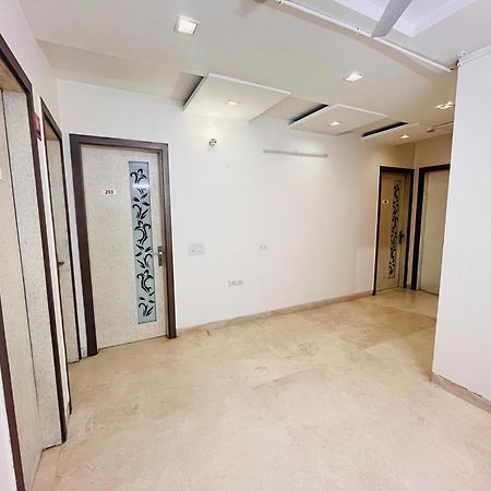 Hotel Park Pride Pitampura New Delhi, Couple Friendly Exteriör bild