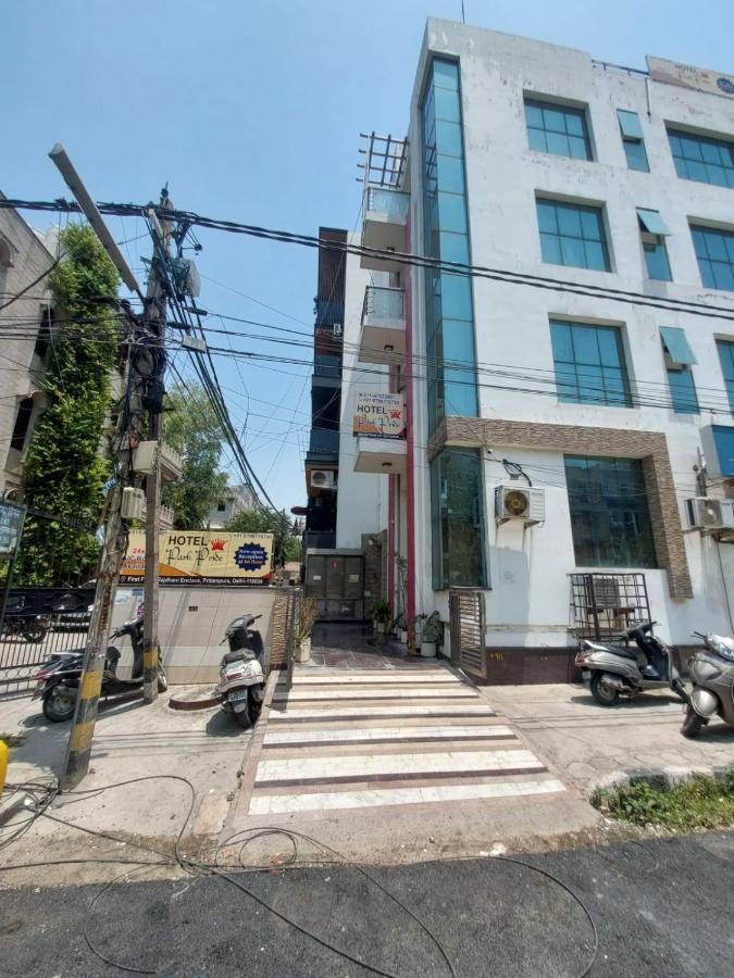 Hotel Park Pride Pitampura New Delhi, Couple Friendly Exteriör bild