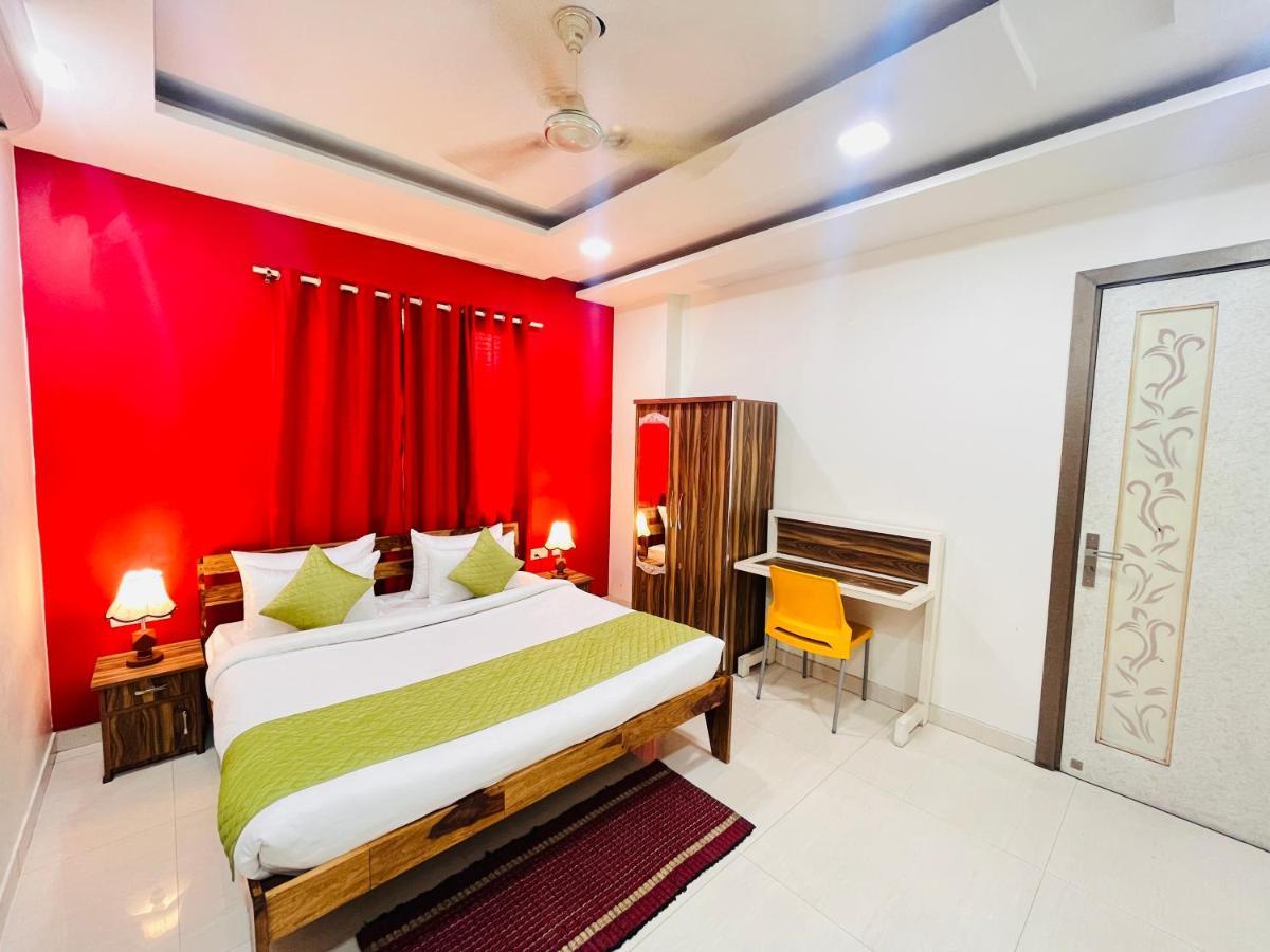 Hotel Park Pride Pitampura New Delhi, Couple Friendly Exteriör bild