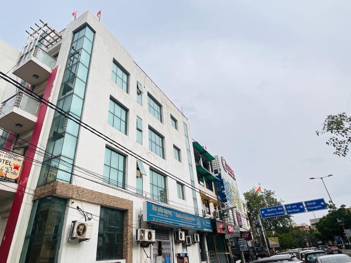 Hotel Park Pride Pitampura New Delhi, Couple Friendly Exteriör bild