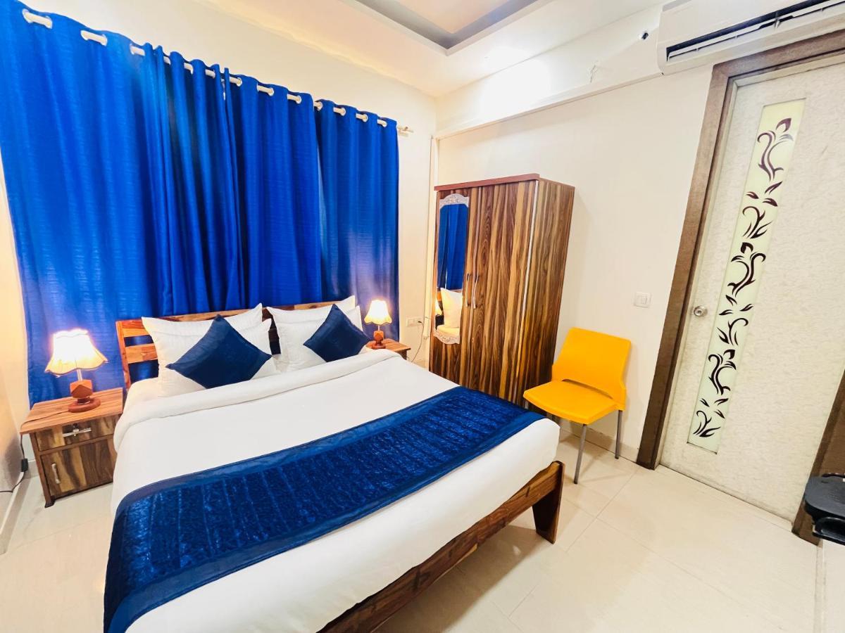 Hotel Park Pride Pitampura New Delhi, Couple Friendly Exteriör bild