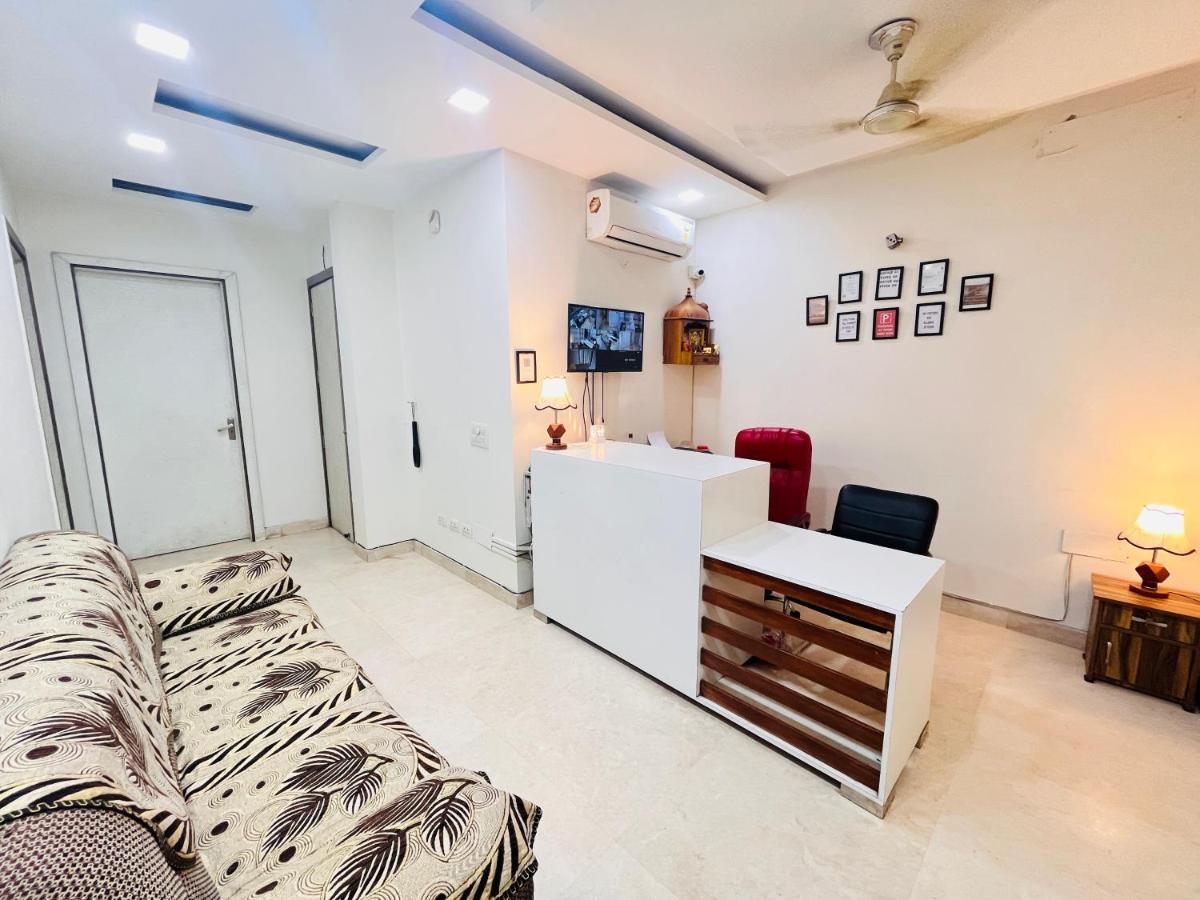 Hotel Park Pride Pitampura New Delhi, Couple Friendly Exteriör bild