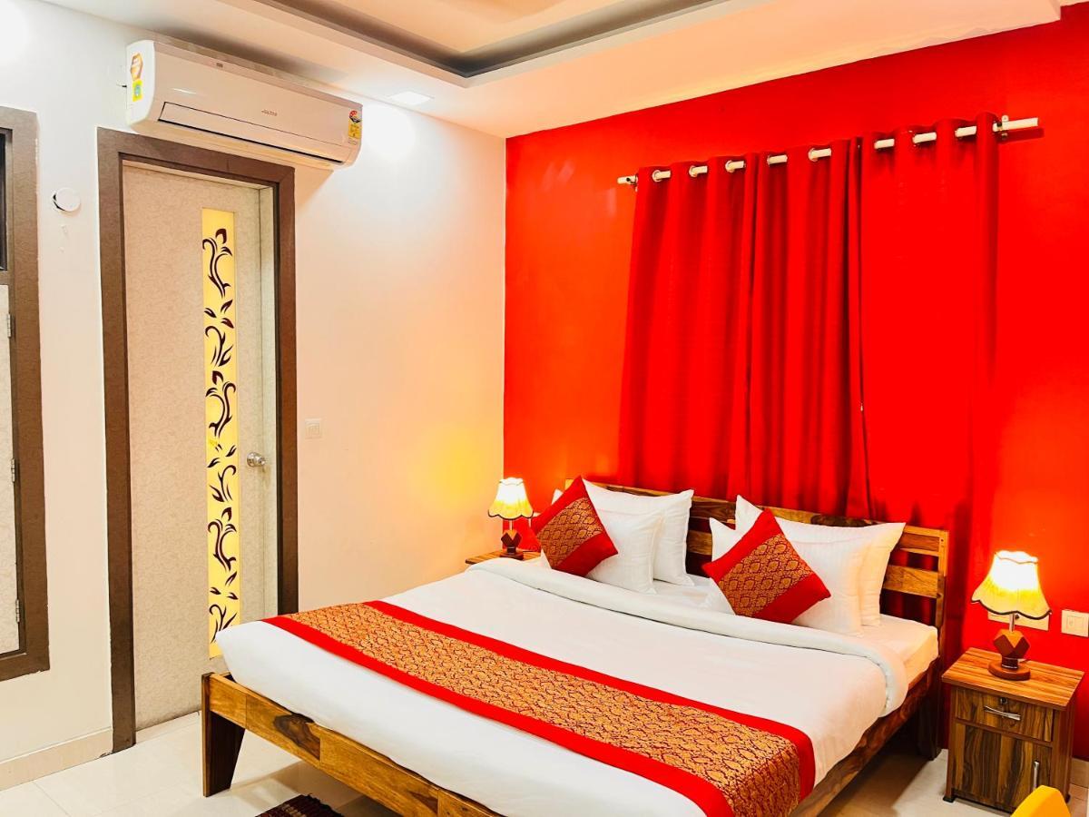 Hotel Park Pride Pitampura New Delhi, Couple Friendly Exteriör bild