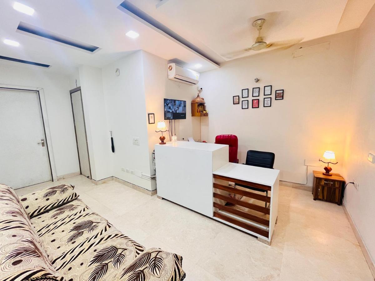 Hotel Park Pride Pitampura New Delhi, Couple Friendly Exteriör bild
